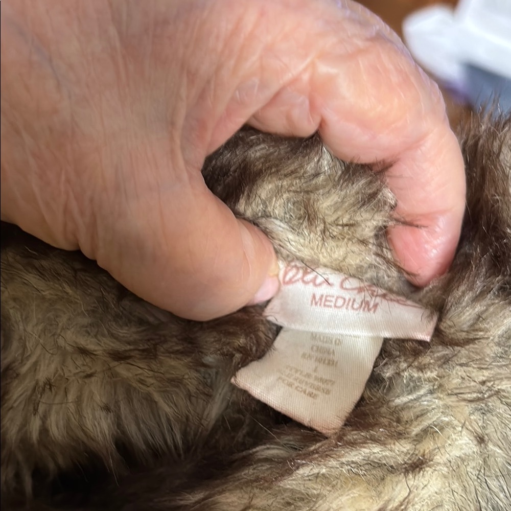 Blu Chic -Brown Bomber Ja key with fur style lining, hooded, size   Medium